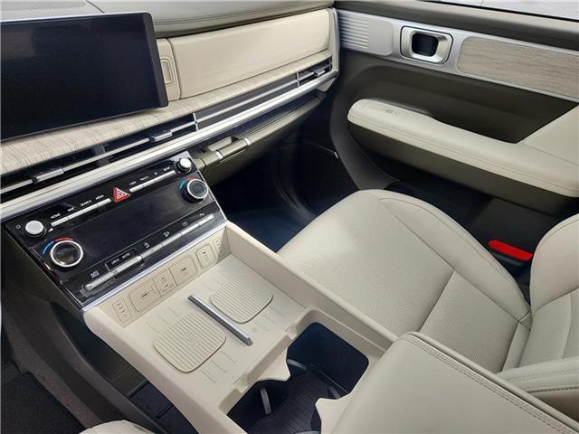 used 2024 Hyundai Santa Fe car, priced at $35,897