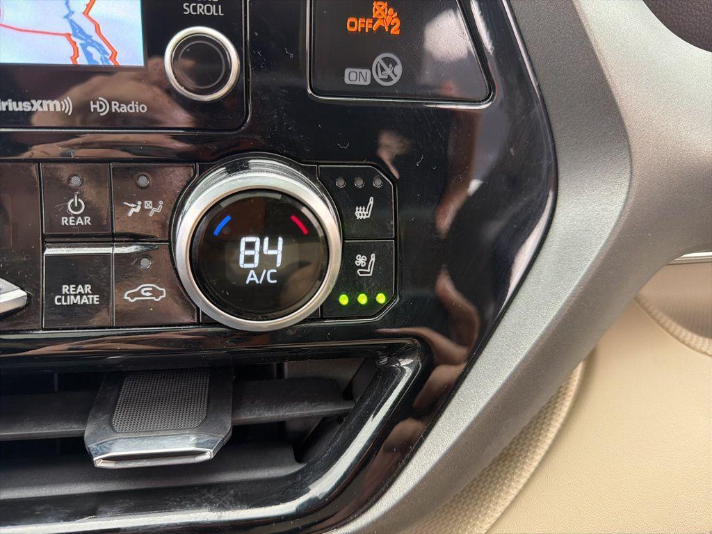 used 2021 Toyota Highlander car, priced at $32,584