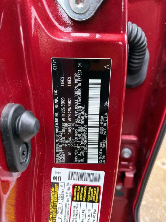 used 2021 Toyota Highlander car, priced at $32,584