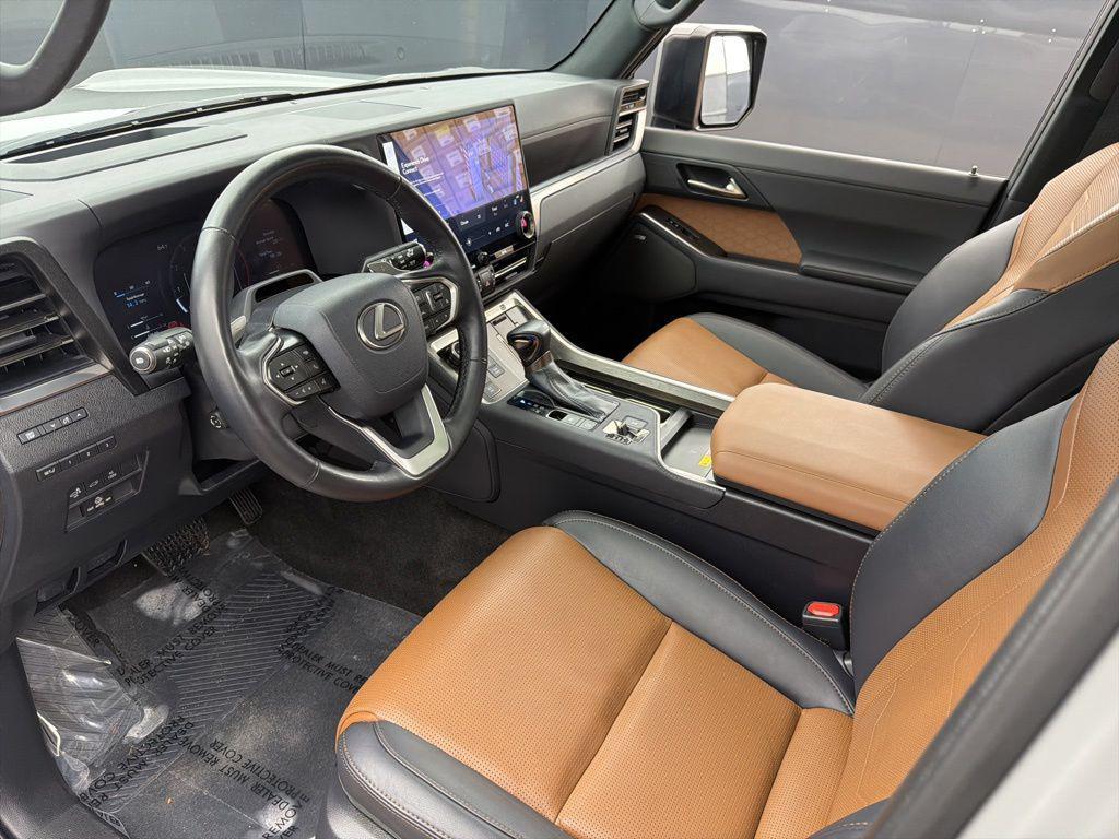 used 2024 Lexus GX 550 car, priced at $84,984