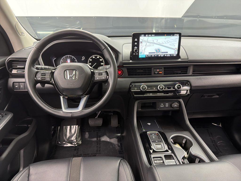 used 2025 Honda Pilot car, priced at $44,684