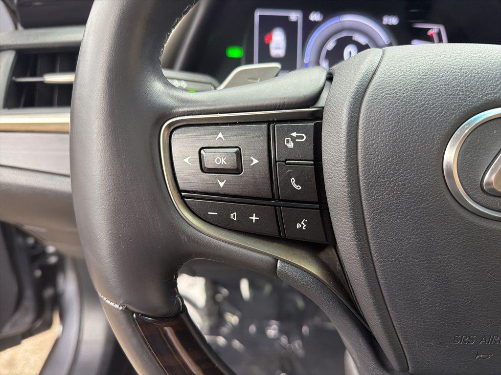 used 2021 Lexus ES 300h car, priced at $25,784