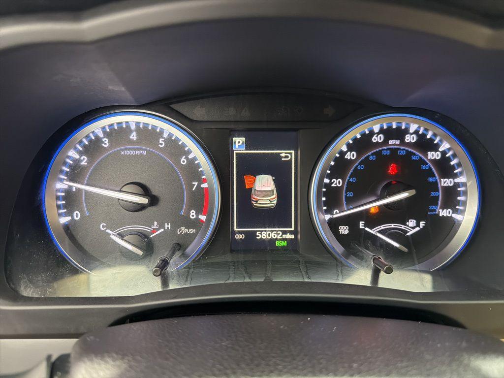 used 2017 Toyota Highlander car, priced at $21,984