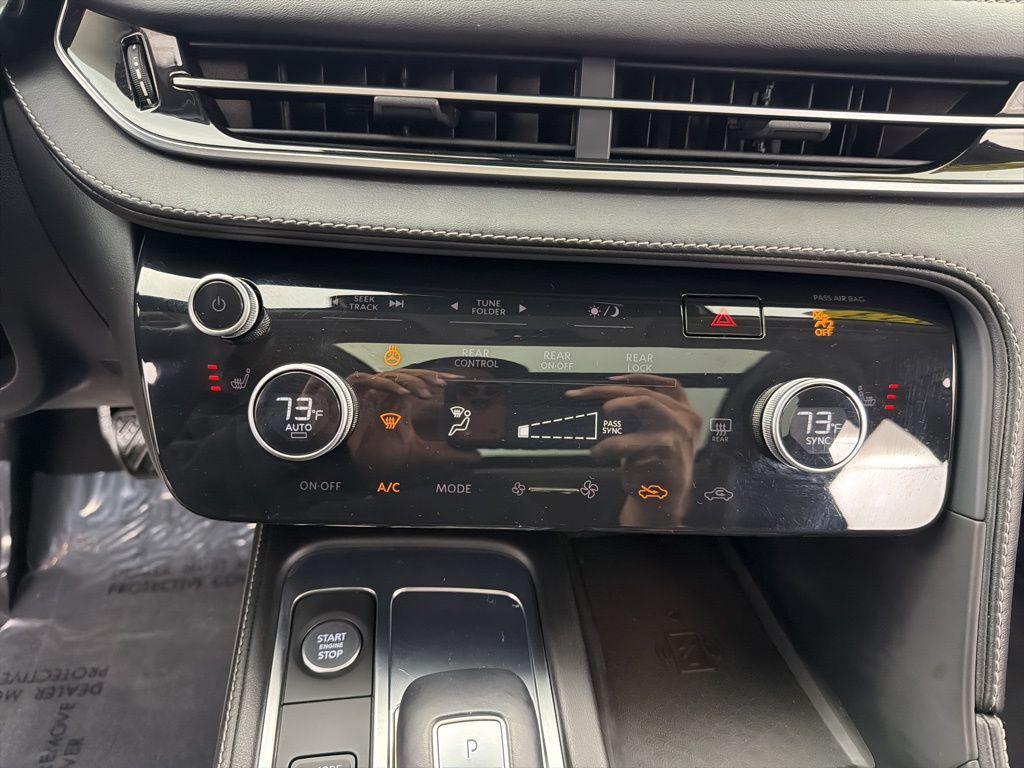 used 2023 INFINITI QX60 car, priced at $33,984