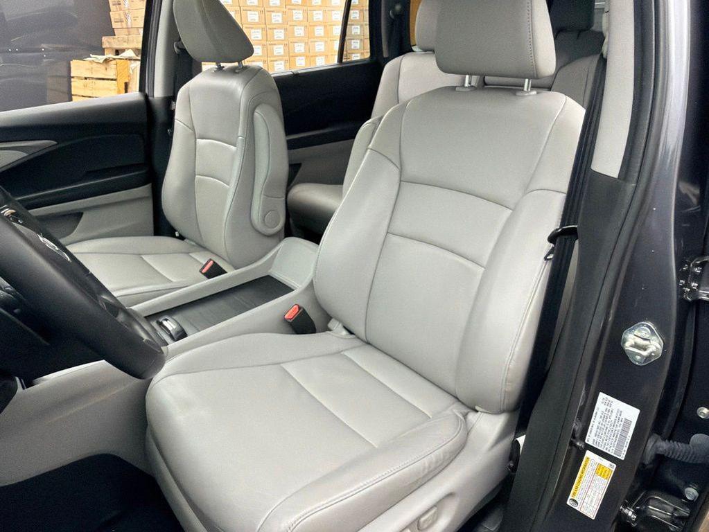 used 2021 Honda Pilot car, priced at $27,684