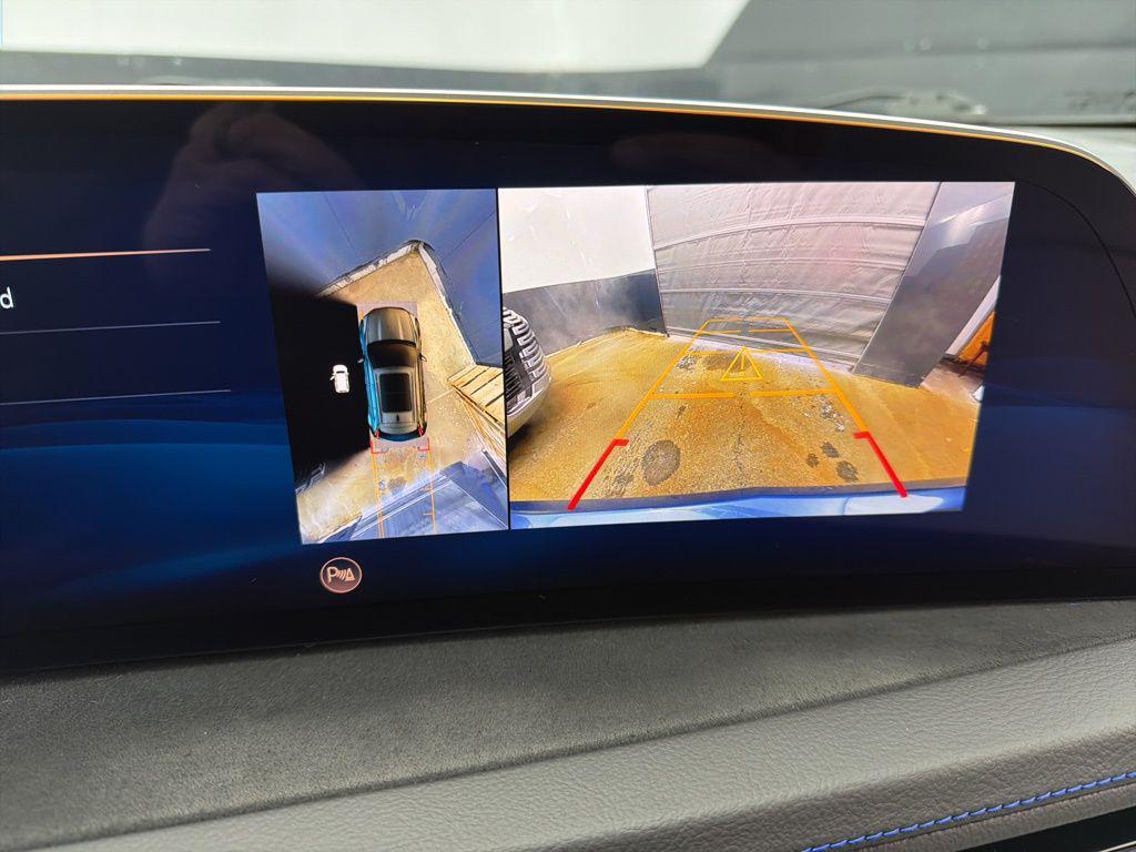 used 2025 Cadillac XT4 car, priced at $34,984