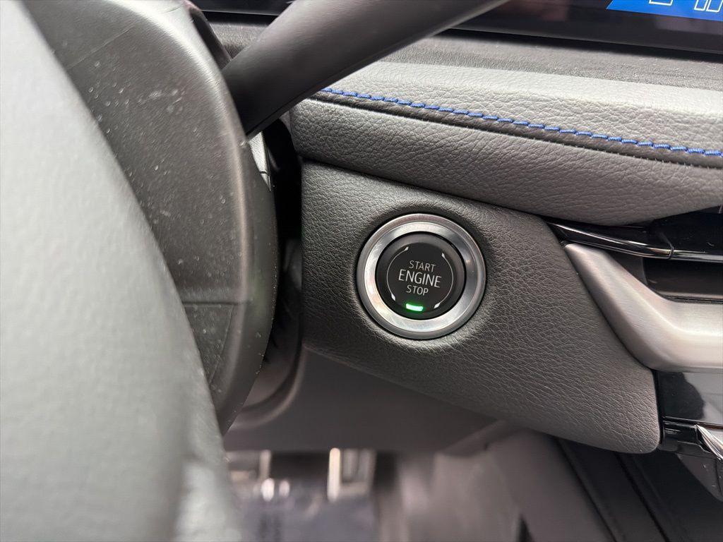 used 2025 Cadillac XT4 car, priced at $34,984