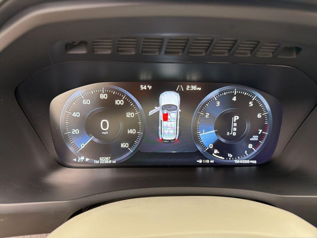 used 2022 Volvo XC90 car, priced at $28,584