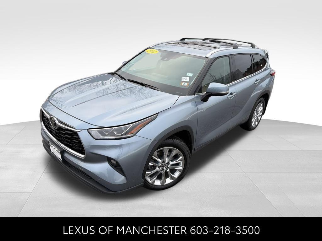 used 2022 Toyota Highlander car, priced at $36,784