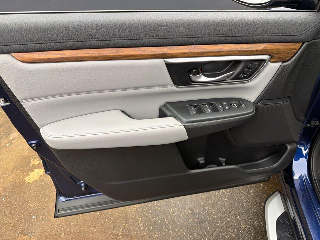 used 2017 Honda CR-V car, priced at $20,484