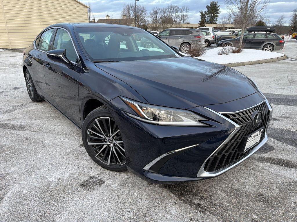 new 2025 Lexus ES 350 car, priced at $45,426
