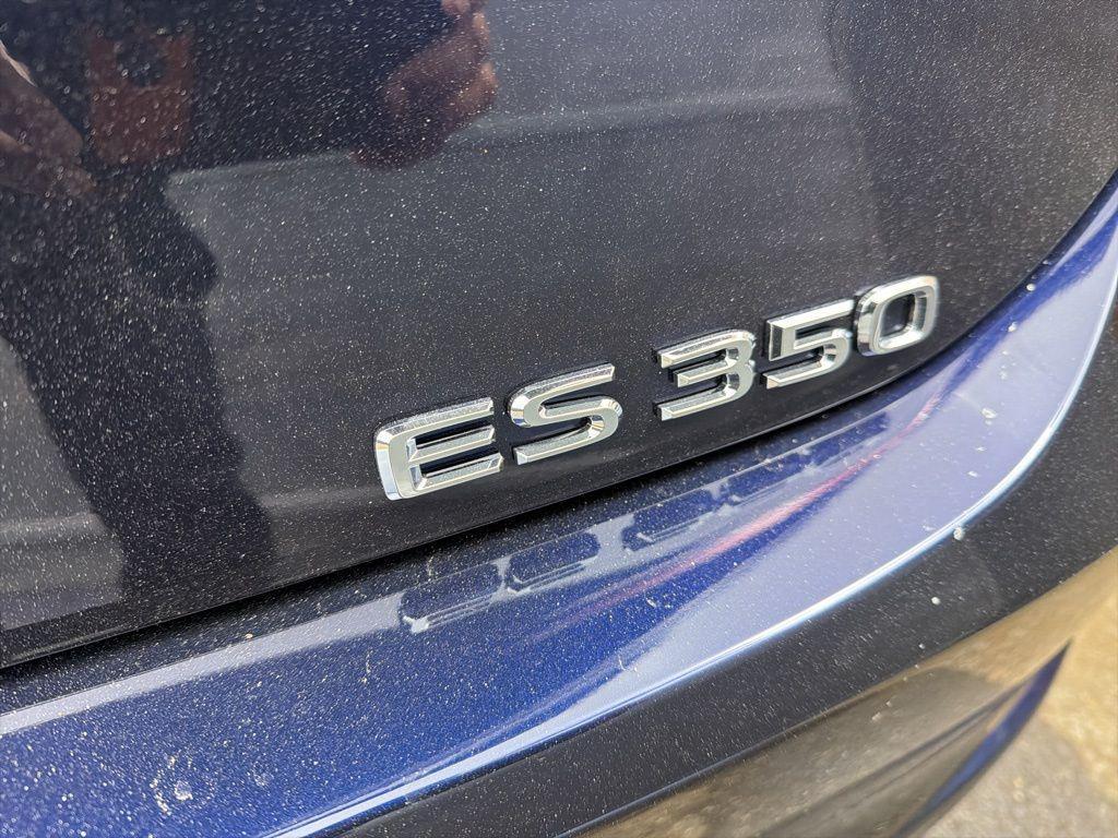 new 2025 Lexus ES 350 car, priced at $45,426
