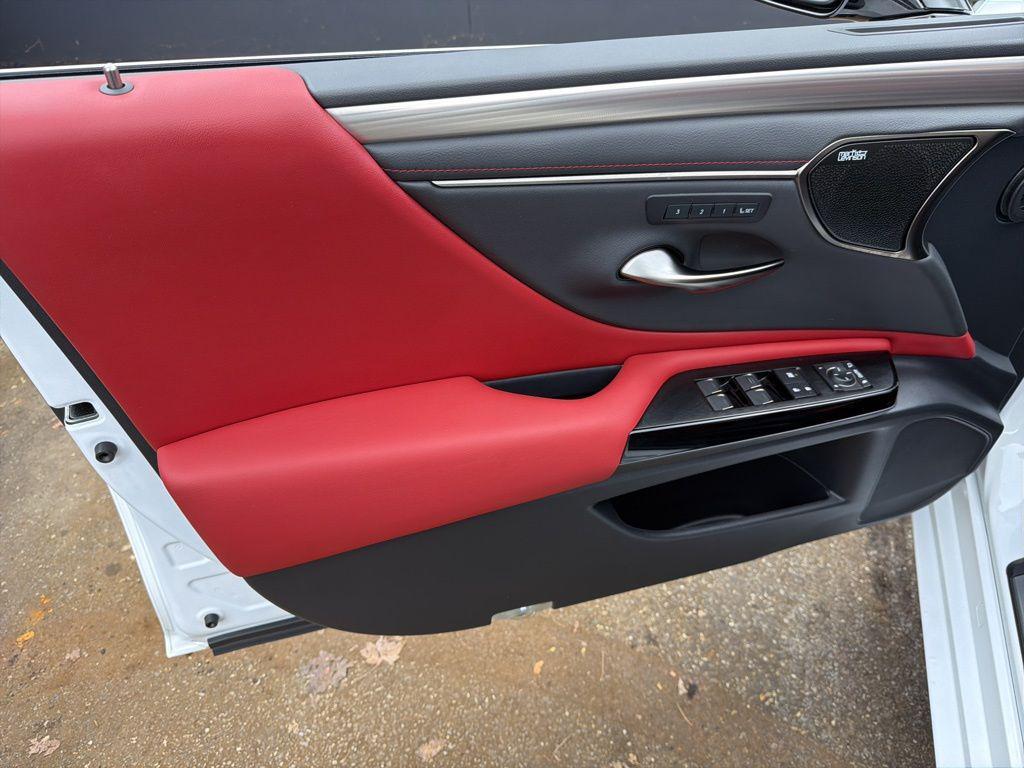 used 2022 Lexus ES 350 car, priced at $36,984