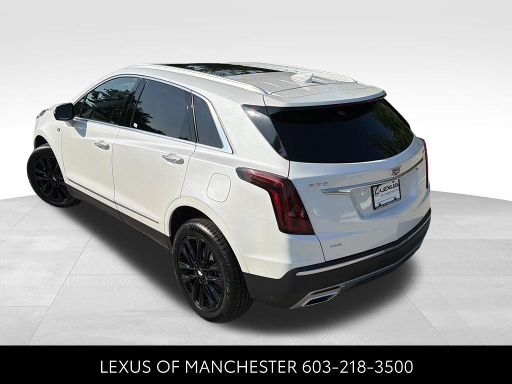 used 2022 Cadillac XT5 car, priced at $27,984