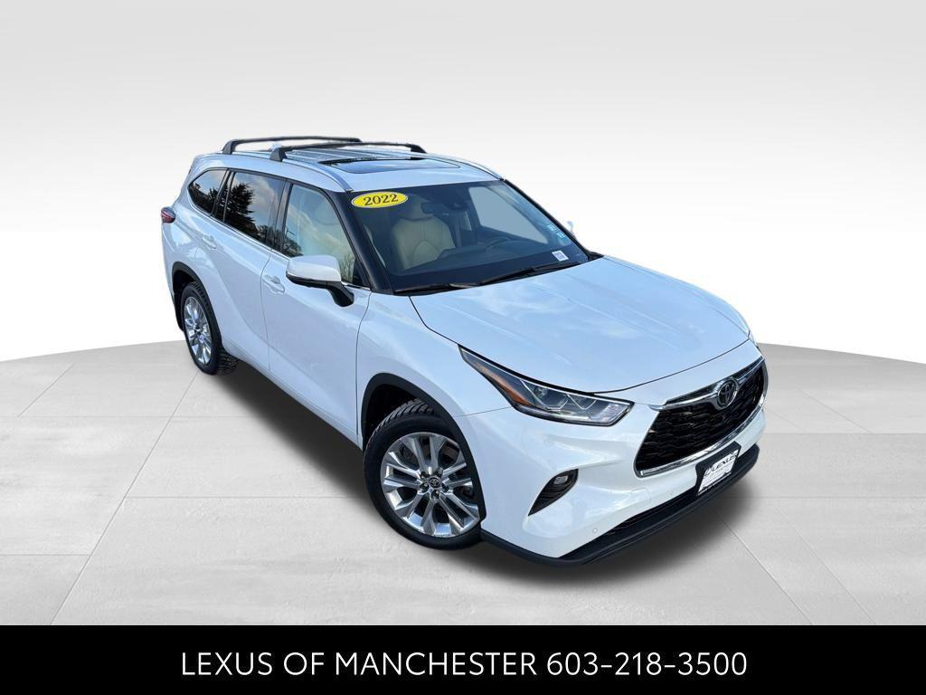 used 2022 Toyota Highlander car, priced at $33,284