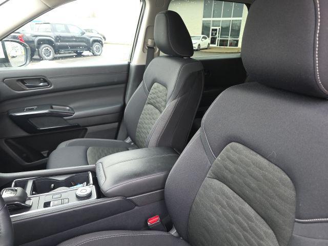 used 2025 Nissan Pathfinder car, priced at $31,562