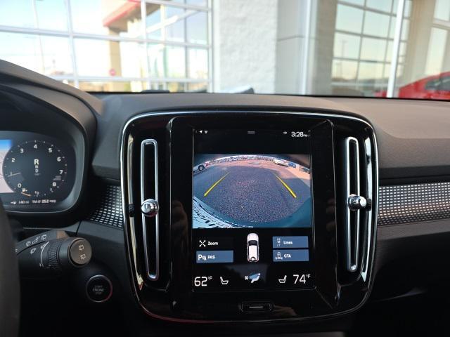 used 2022 Volvo XC40 car, priced at $24,978