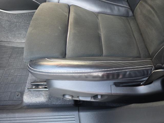 used 2022 Volvo XC40 car, priced at $24,978