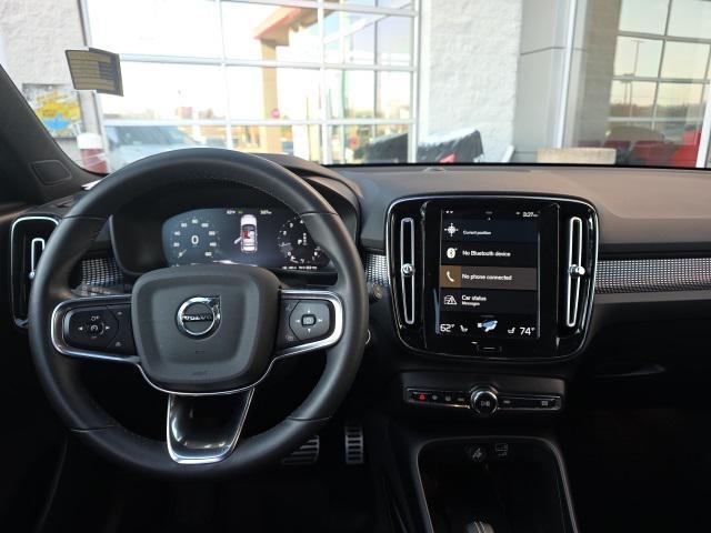 used 2022 Volvo XC40 car, priced at $24,978