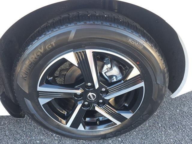 used 2024 Nissan Sentra car, priced at $20,899