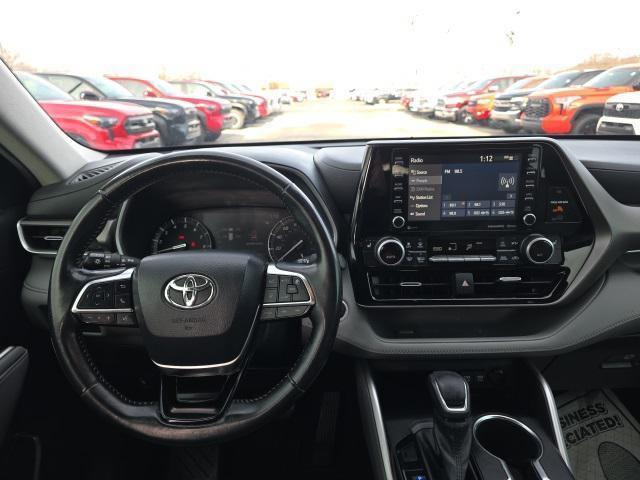 used 2020 Toyota Highlander car, priced at $24,998