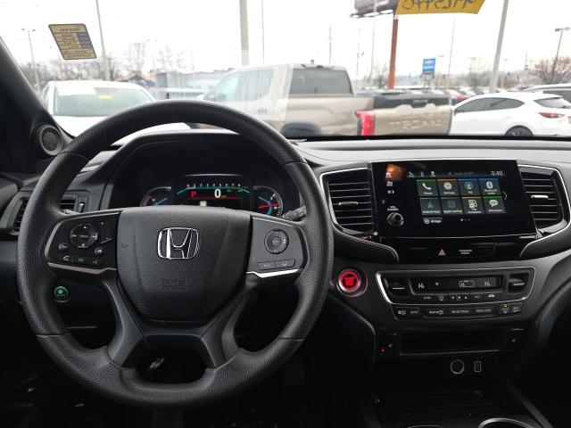 used 2022 Honda Pilot car, priced at $27,199