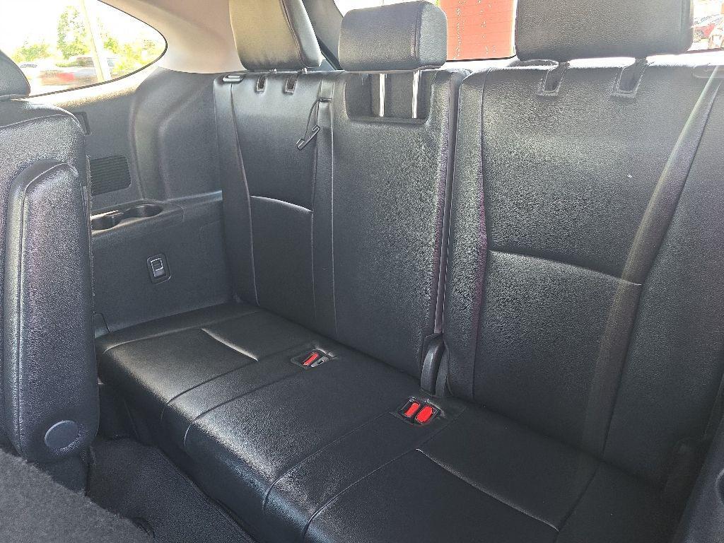 used 2025 Toyota Highlander car, priced at $46,328