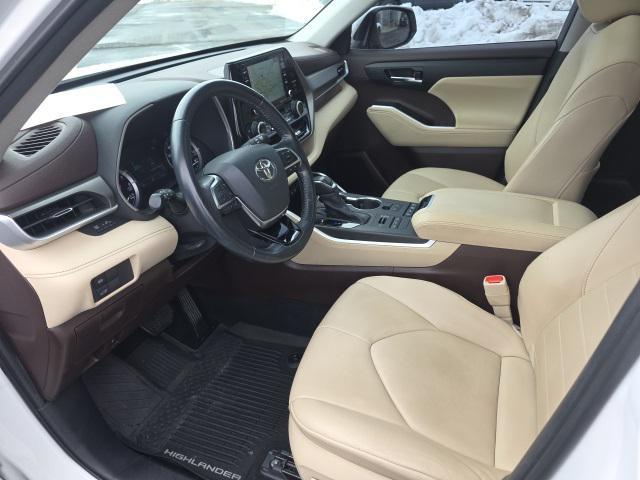 used 2020 Toyota Highlander car, priced at $29,998