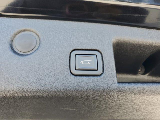 used 2022 Chevrolet Equinox car, priced at $20,990