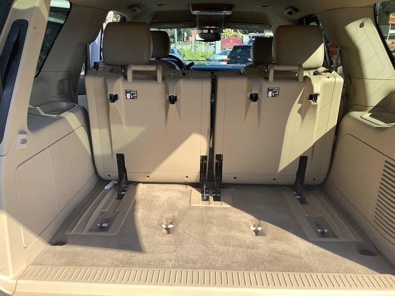 used 2014 GMC Yukon car, priced at $15,900