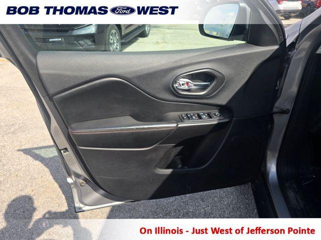 used 2020 Jeep Cherokee car, priced at $14,971