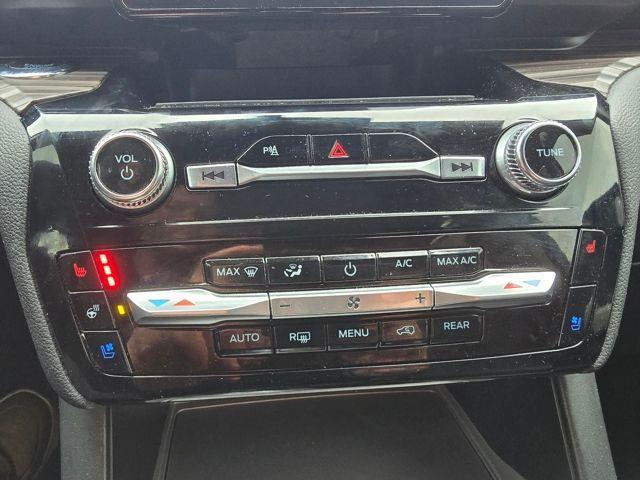 used 2024 Ford Explorer car, priced at $30,704