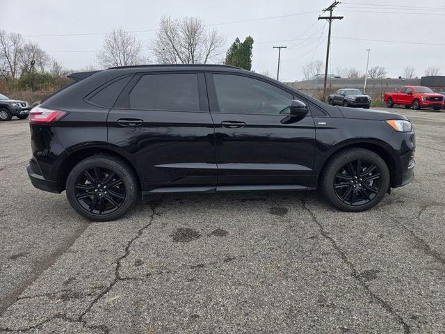 used 2022 Ford Edge car, priced at $25,621