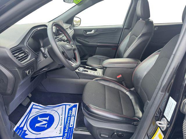 used 2025 Ford Escape car, priced at $26,923