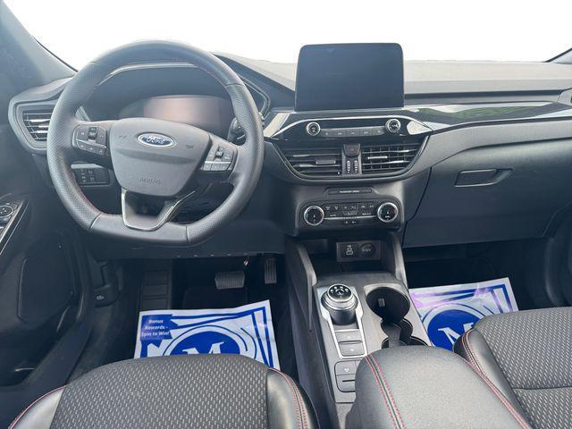 used 2025 Ford Escape car, priced at $26,923