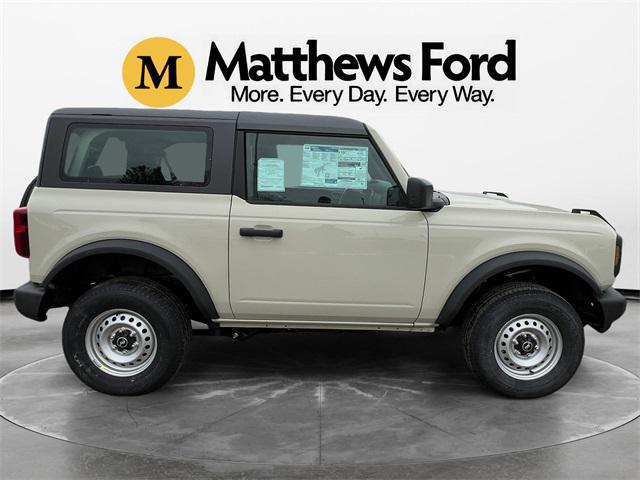 new 2025 Ford Bronco car, priced at $42,136