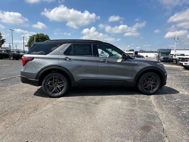 new 2025 Ford Explorer car, priced at $45,382