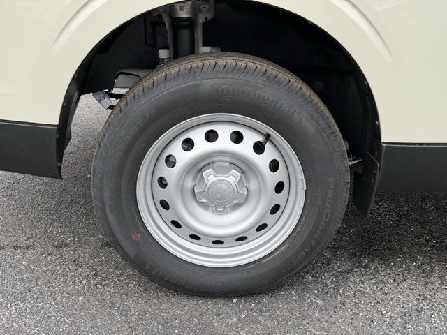 new 2025 Ford Maverick car, priced at $25,665