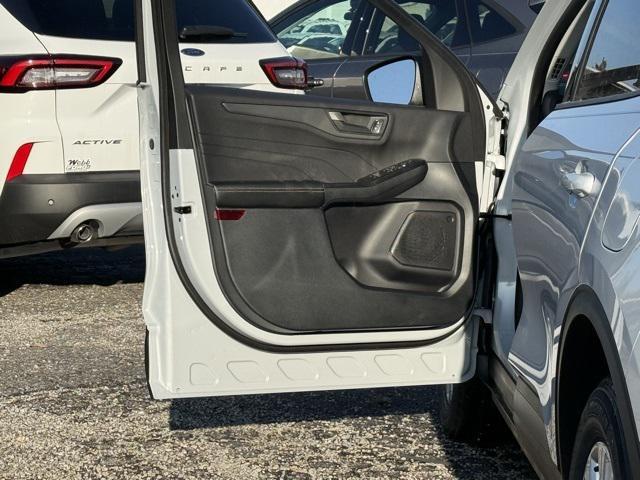 new 2026 Ford Escape car, priced at $29,299