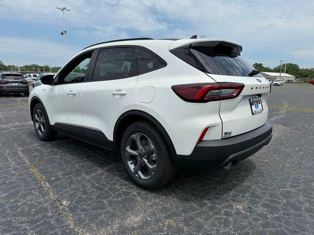 new 2025 Ford Escape car, priced at $22,280
