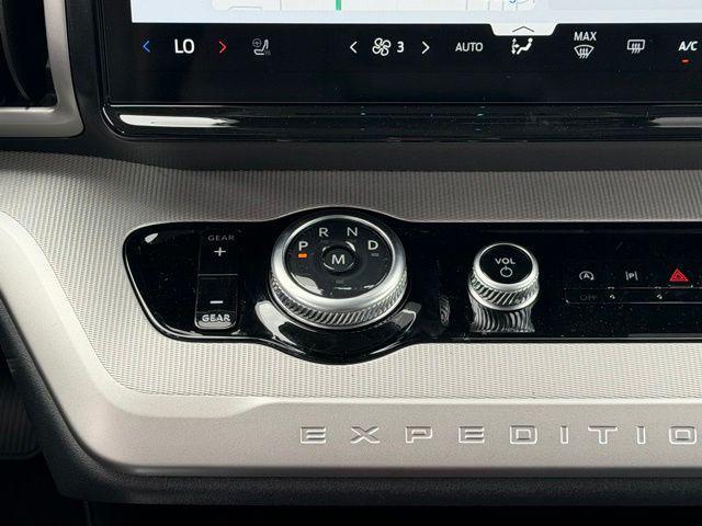 new 2026 Ford Expedition car, priced at $58,945