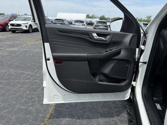 new 2025 Ford Escape car, priced at $29,053