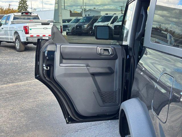 new 2025 Ford Bronco car, priced at $47,936