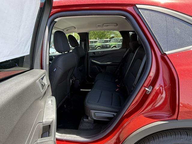 new 2025 Ford Escape car, priced at $25,750