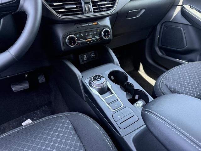 new 2025 Ford Escape car, priced at $25,750