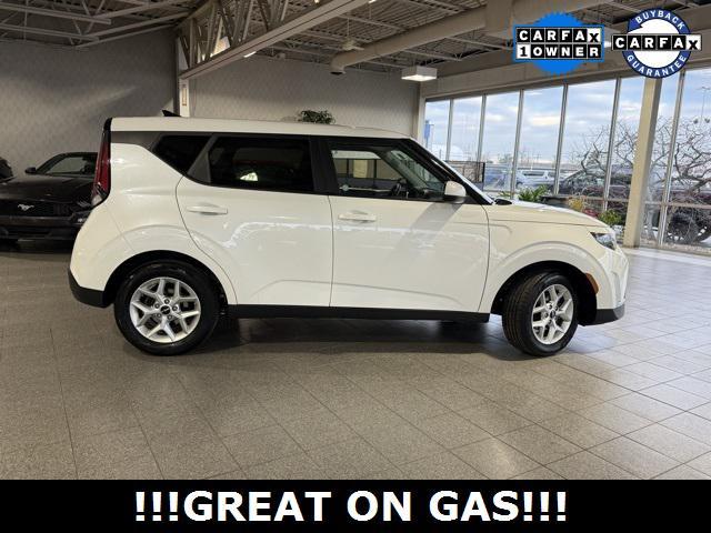used 2024 Kia Soul car, priced at $15,600