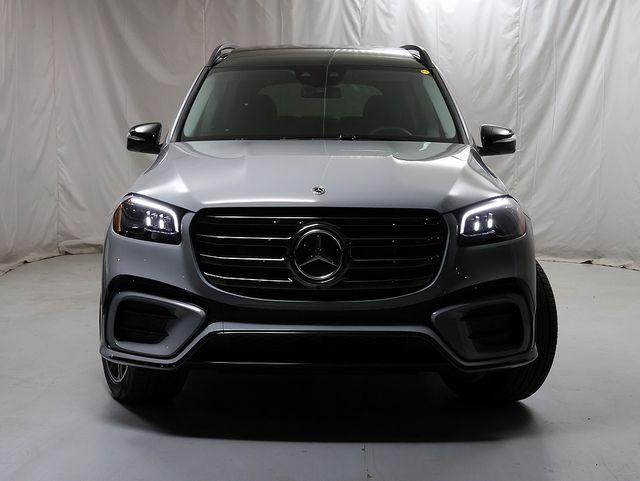 new 2026 Mercedes-Benz GLS 450 car, priced at $107,667