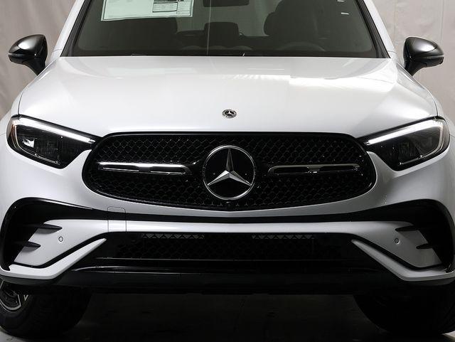 new 2026 Mercedes-Benz GLC 300 car, priced at $63,032