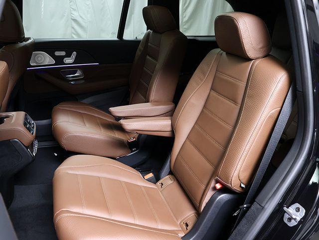 new 2026 Mercedes-Benz GLS 580 car, priced at $124,037