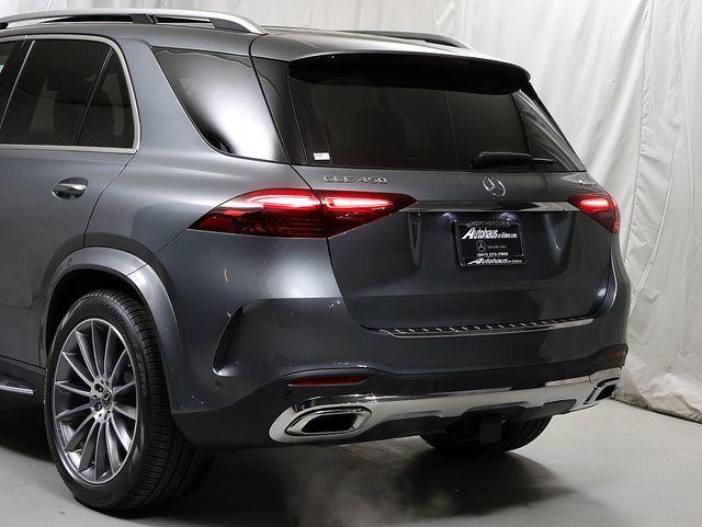 new 2026 Mercedes-Benz GLE 450 car, priced at $81,977